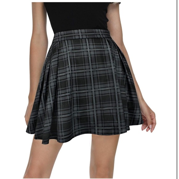 Dresses & Skirts - Urban CoCo Women Plaid Pleated Mini Skater Skirt High Waisted School Skirt-Small